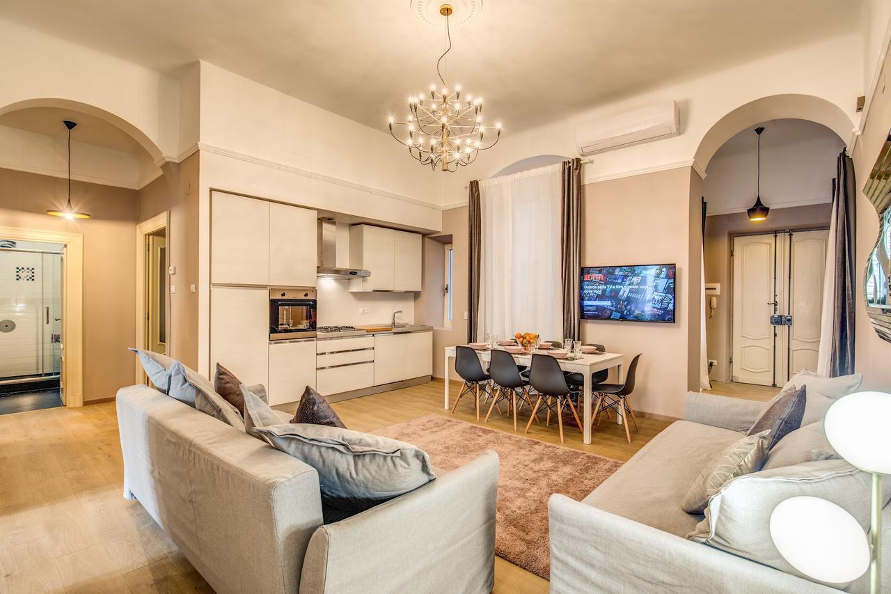 Downtown Srl - Cinque Terre New Liberty Apartment La Spezia Ngoại thất bức ảnh